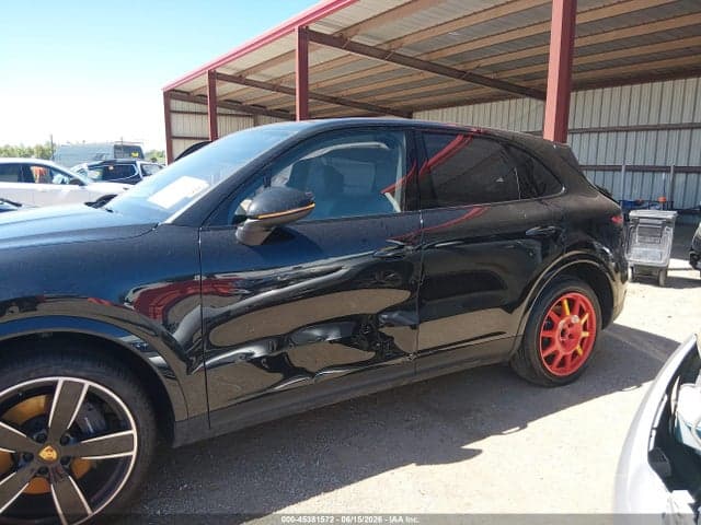 2021 PORSCHE CAYENNE 6