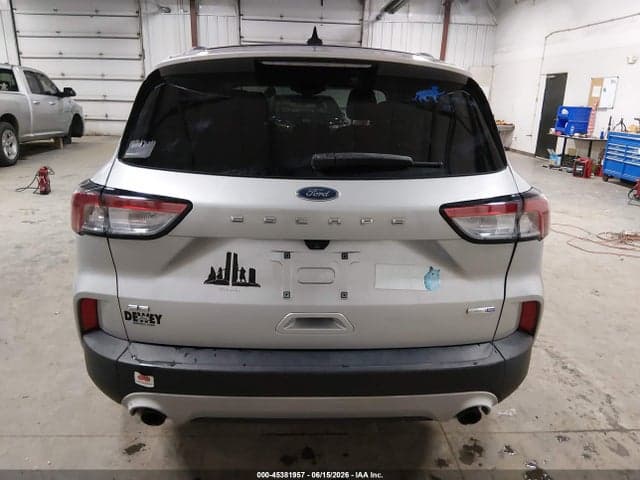 2020 FORD ESCAPE SE 17
