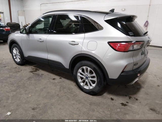 2020 FORD ESCAPE SE 3