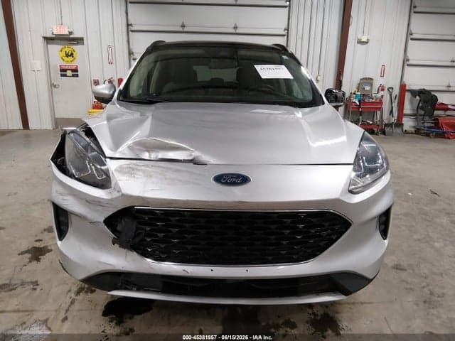 2020 FORD ESCAPE SE 6