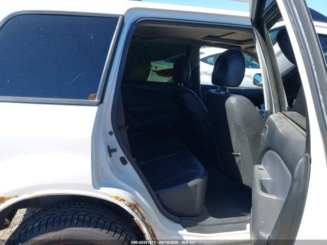 2003 MITSUBISHI OUTLANDER XLS 8