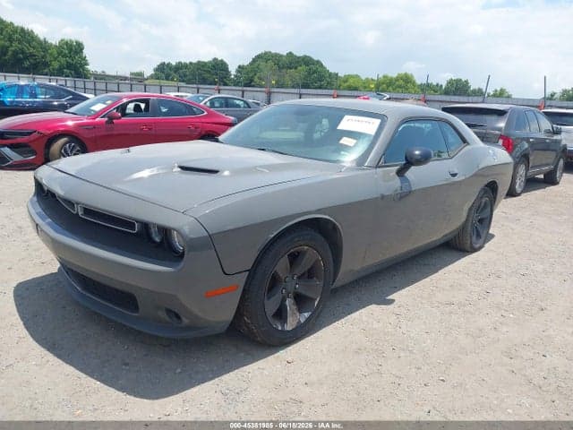 2018 DODGE CHALLENGER SXT 2