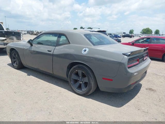 2018 DODGE CHALLENGER SXT 3