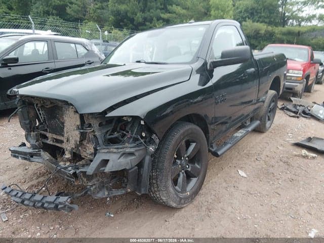 2017 RAM 1500 EXPRESS 4X4 6'4 BOX 2