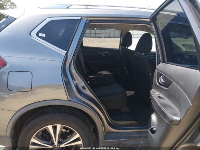 2019 NISSAN ROGUE SV 8