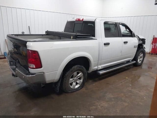 2017 RAM 1500 SLT 4