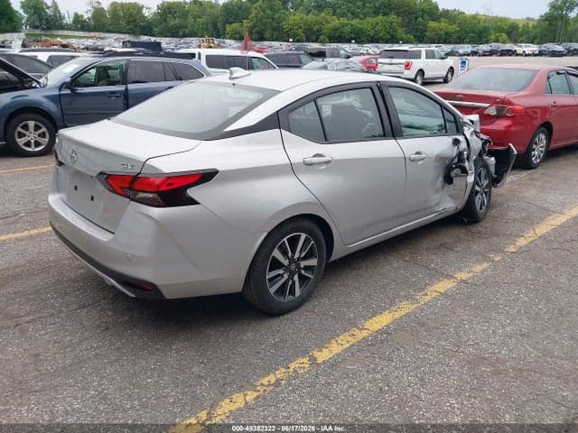 2021 NISSAN VERSA SV XTRONIC CVT 4