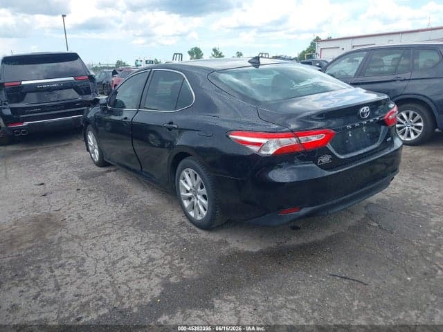 2020 TOYOTA CAMRY LE 3