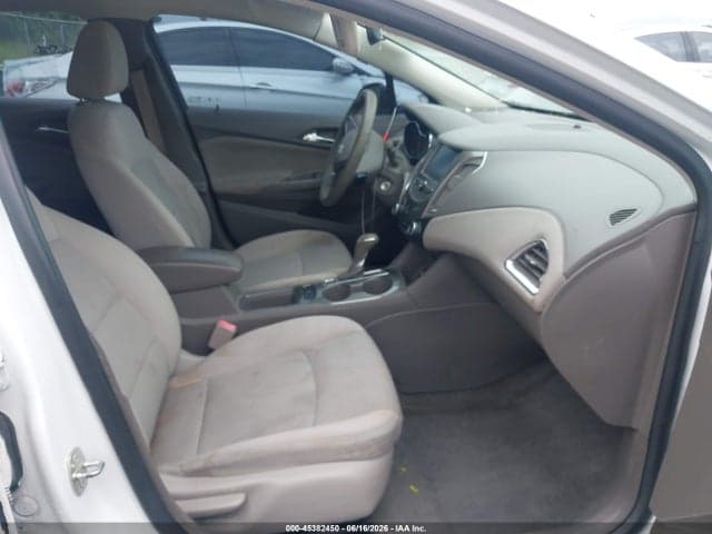 2018 CHEVROLET CRUZE LT AUTO 5