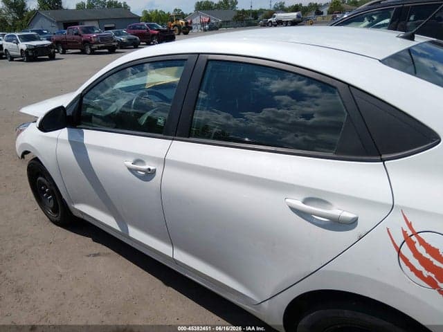 2021 HYUNDAI ACCENT SE 15