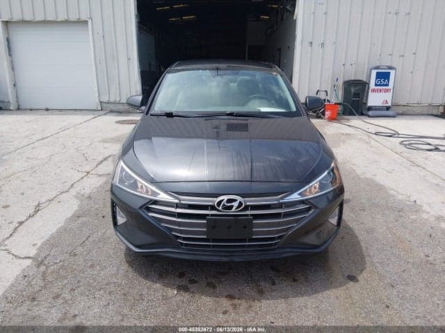 2020 HYUNDAI ELANTRA SE 14