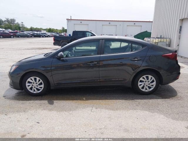 2020 HYUNDAI ELANTRA SE 16