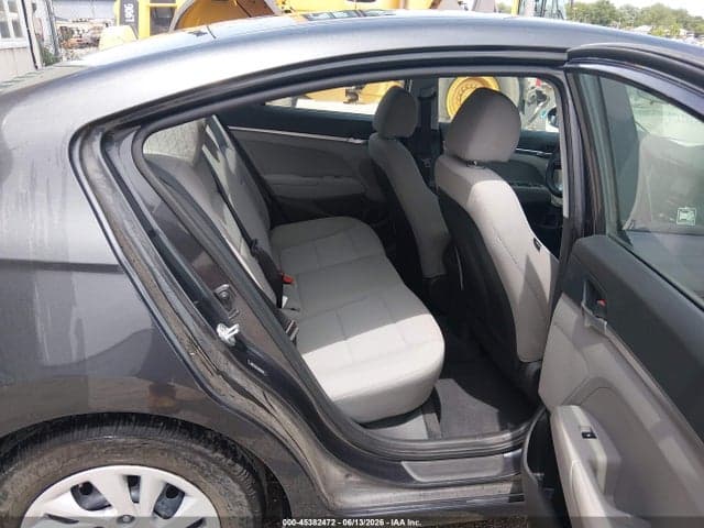 2020 HYUNDAI ELANTRA SE 8