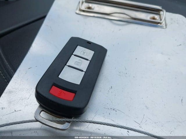 2020 MITSUBISHI OUTLANDER SEL 11