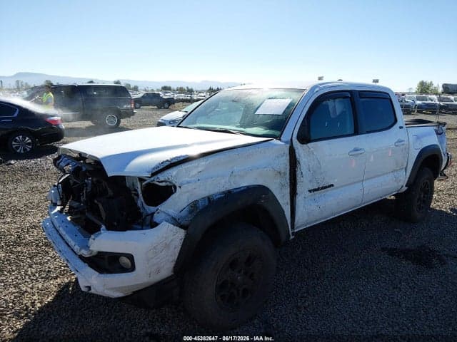2023 TOYOTA TACOMA SR5 V6 2