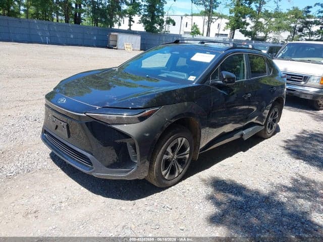 2024 TOYOTA BZ4X XLE 2
