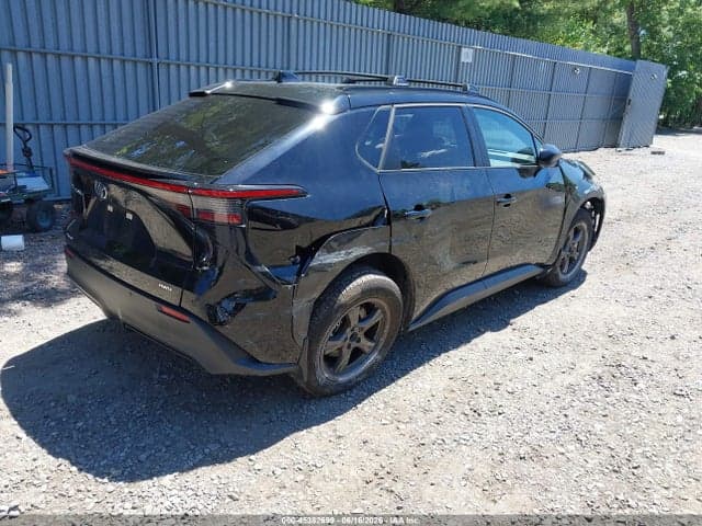 2024 TOYOTA BZ4X XLE 4