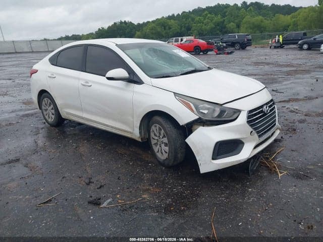2019 HYUNDAI ACCENT SE 1