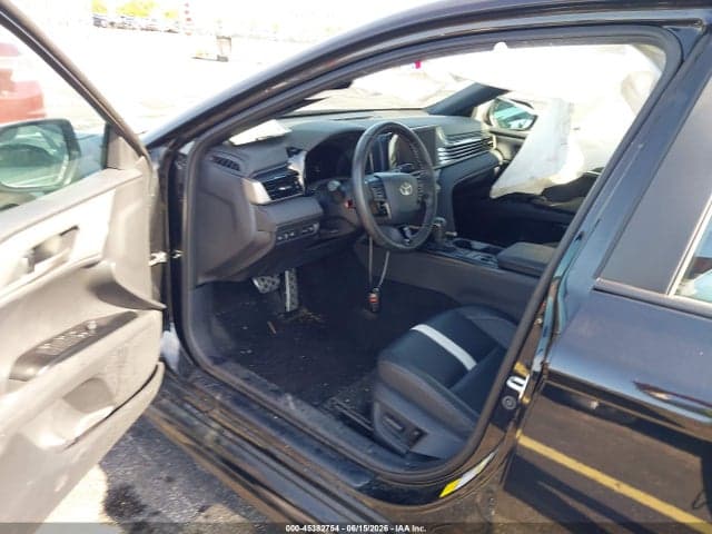 2025 TOYOTA CAMRY SE 5