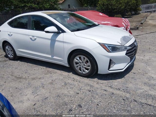 2019 HYUNDAI ELANTRA SE 1