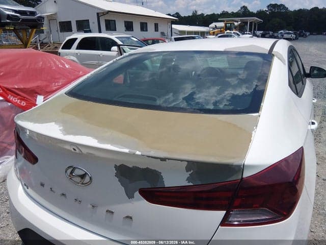 2019 HYUNDAI ELANTRA SE 6