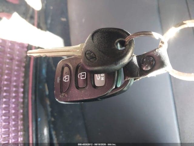 2020 HYUNDAI ELANTRA SE 11