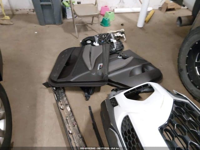 2019 HYUNDAI SANTA FE SE 18