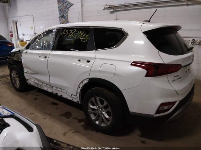 2019 HYUNDAI SANTA FE SE 3