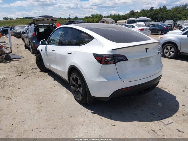 2024 TESLA MODEL Y LONG RANGE DUAL MOTOR ALL-WHEEL DRIVE 3