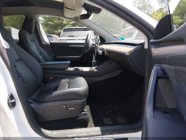 2024 TESLA MODEL Y LONG RANGE DUAL MOTOR ALL-WHEEL DRIVE 5