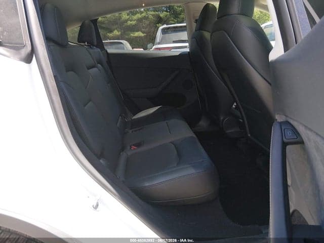 2024 TESLA MODEL Y LONG RANGE DUAL MOTOR ALL-WHEEL DRIVE 8