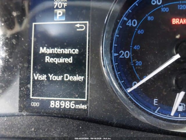 2017 TOYOTA COROLLA SE 16