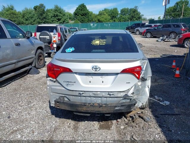 2017 TOYOTA COROLLA SE 17
