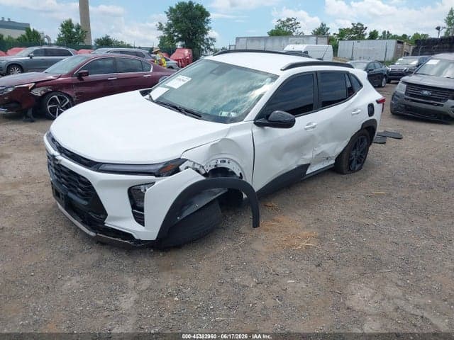 2025 CHEVROLET TRAX FWD ACTIV 2