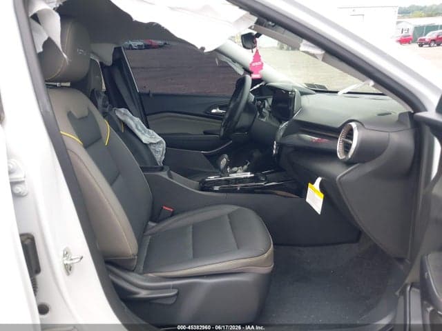 2025 CHEVROLET TRAX FWD ACTIV 5