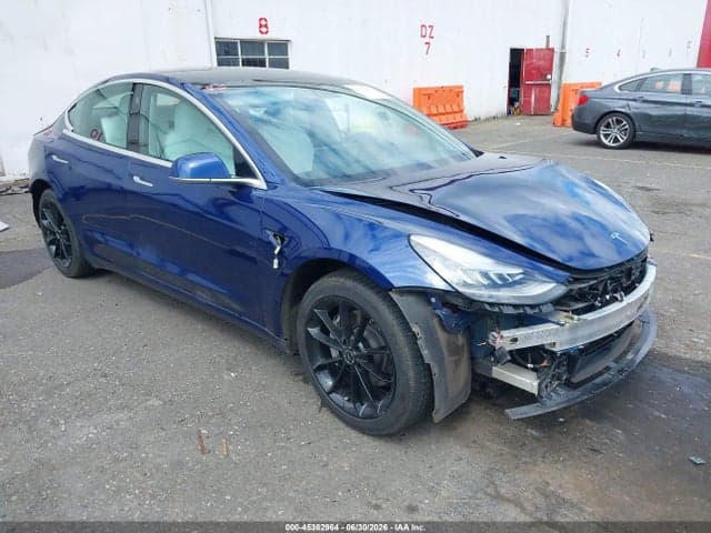 2019 TESLA MODEL 3 LONG RANGE/PERFORMANCE 1