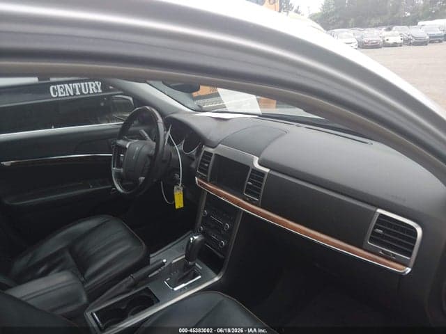 2012 LINCOLN MKZ 5