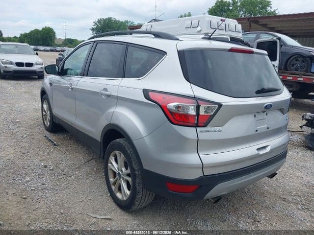 2018 FORD ESCAPE SE 3