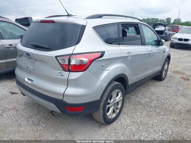 2018 FORD ESCAPE SE 4