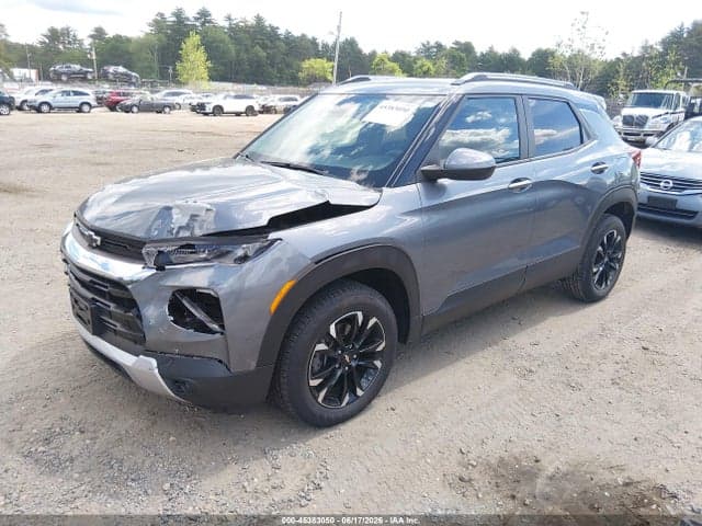 2022 CHEVROLET TRAILBLAZER AWD LT 2