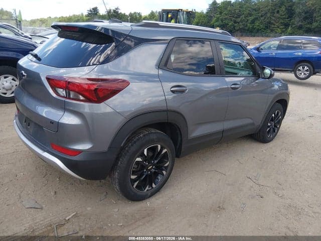 2022 CHEVROLET TRAILBLAZER AWD LT 4