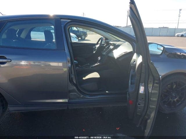 2018 FORD FOCUS SE 5