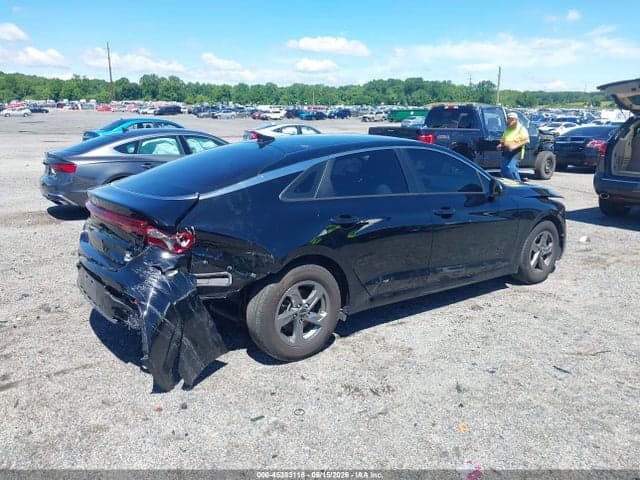 2022 KIA K5 LXS 4