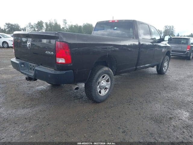 2017 RAM 3500 TRADESMAN 4X4 8' BOX 4