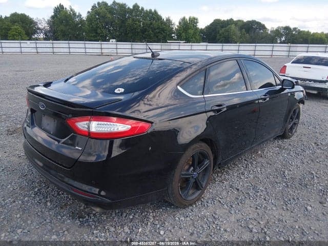 2016 FORD FUSION SE 4