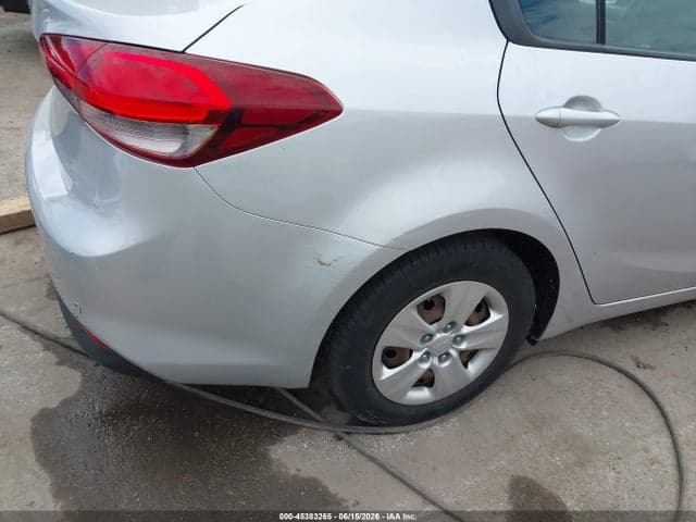 2017 KIA FORTE LX 18