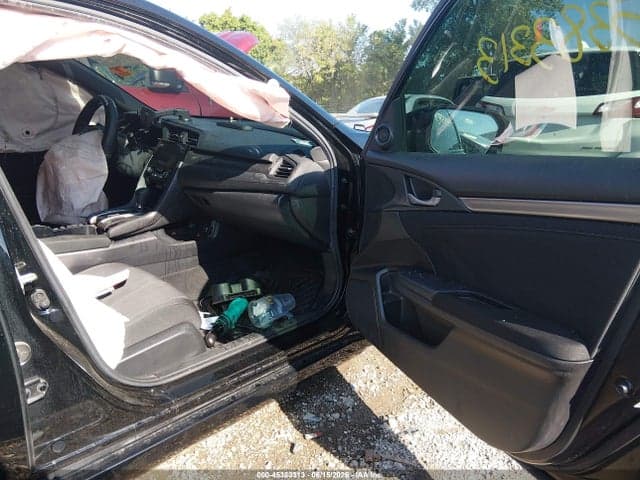 2018 HONDA CIVIC EX 5