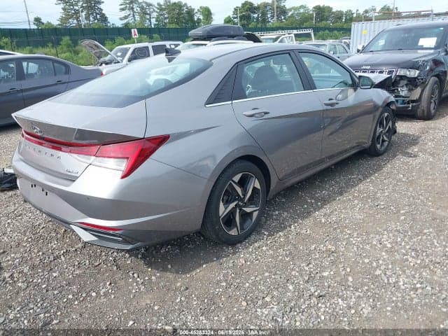 2022 HYUNDAI ELANTRA LIMITED 4