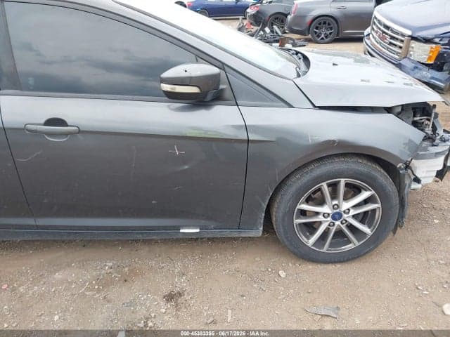 2017 FORD FOCUS SE 14
