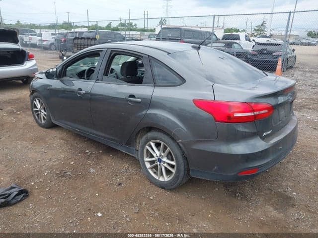 2017 FORD FOCUS SE 3